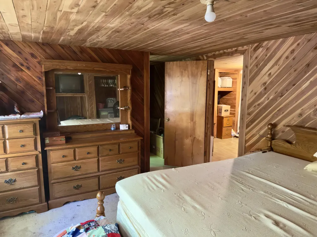 1493 Missouri Hollow Road Monticello KY 42633