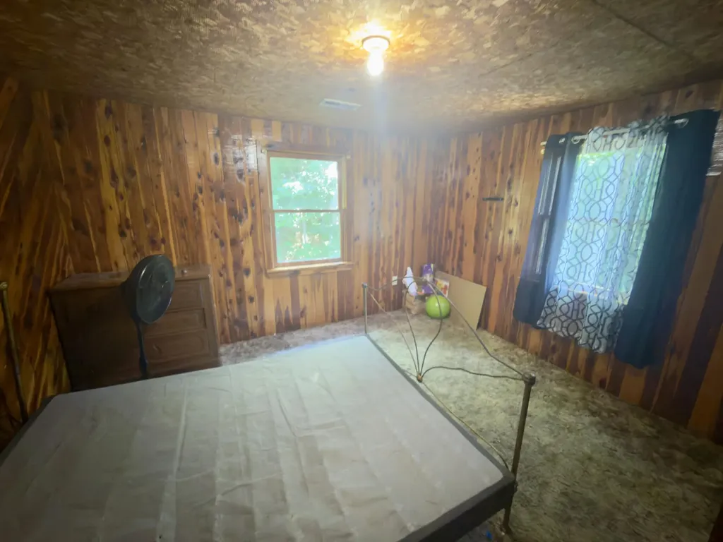 1493 Missouri Hollow Road Monticello KY 42633