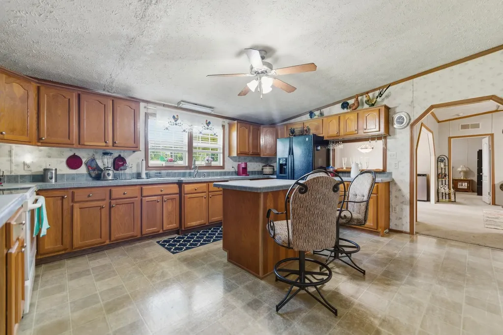 246 Briarwood Drive Burnside KY 42519