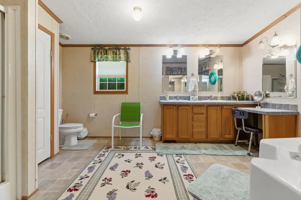 246 Briarwood Drive Burnside KY 42519
