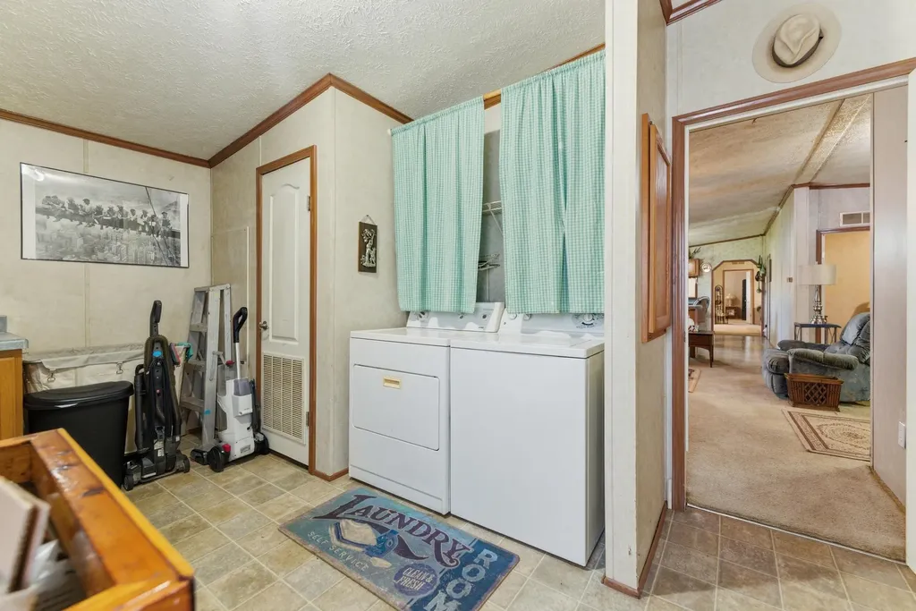 246 Briarwood Drive Burnside KY 42519