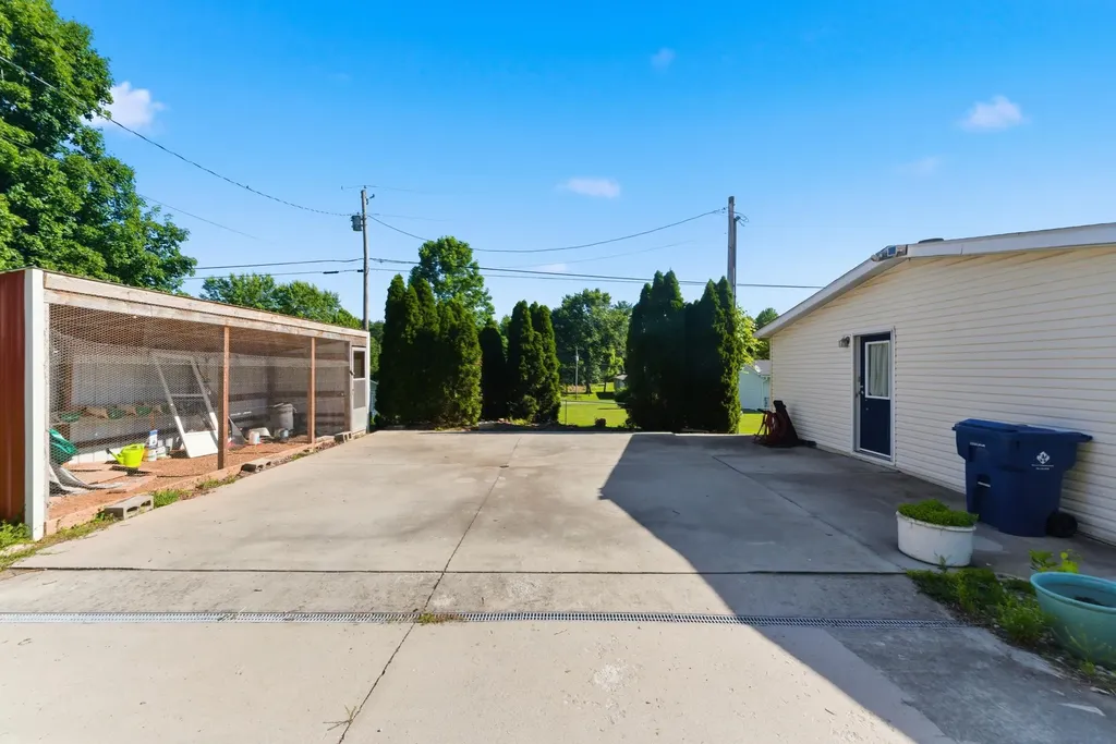 246 Briarwood Drive Burnside KY 42519