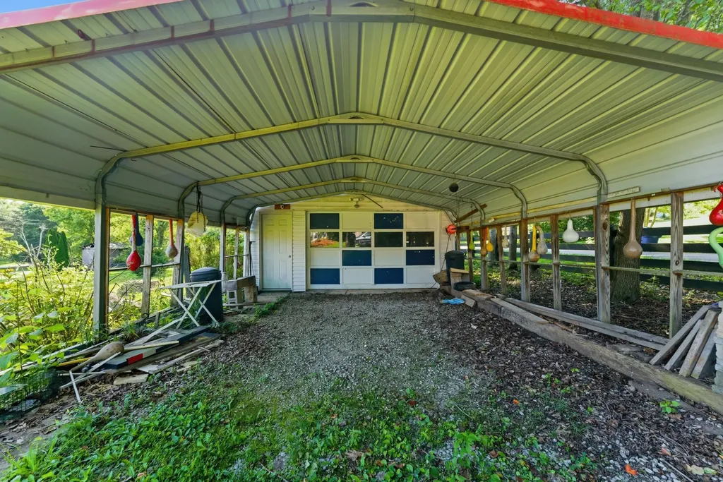 246 Briarwood Drive Burnside KY 42519