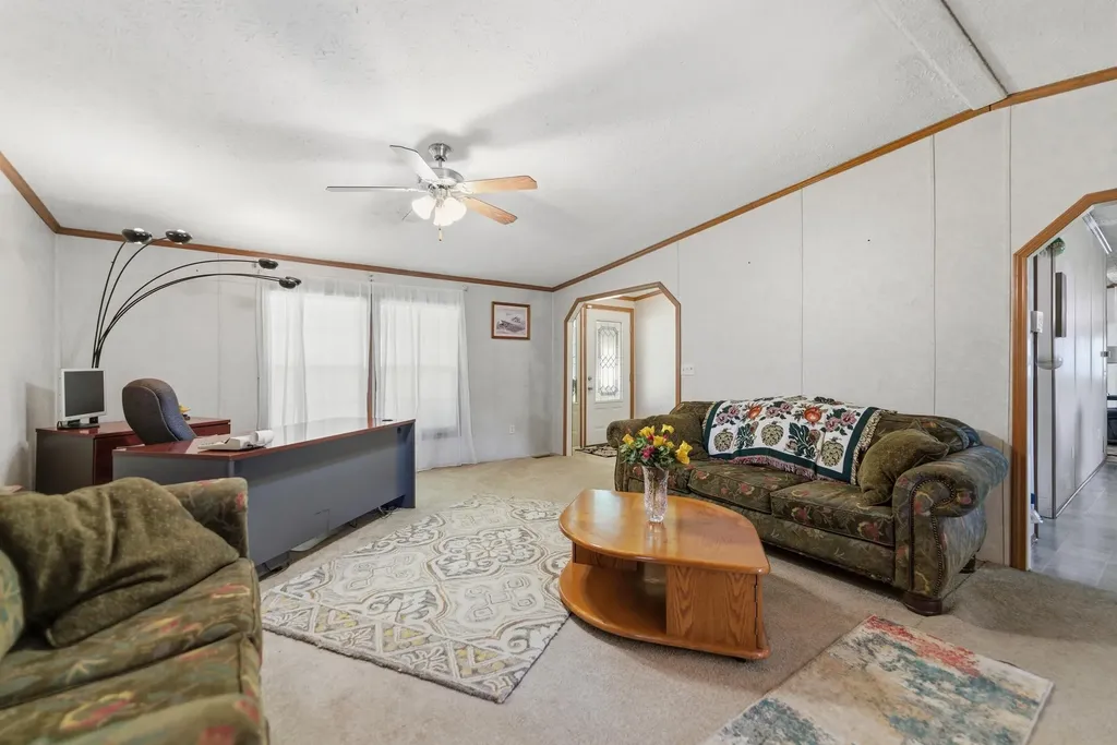 246 Briarwood Drive Burnside KY 42519
