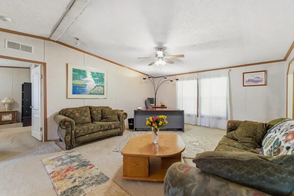 246 Briarwood Drive Burnside KY 42519
