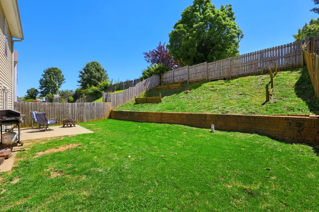 124 River Run Court Georgetown KY 40324