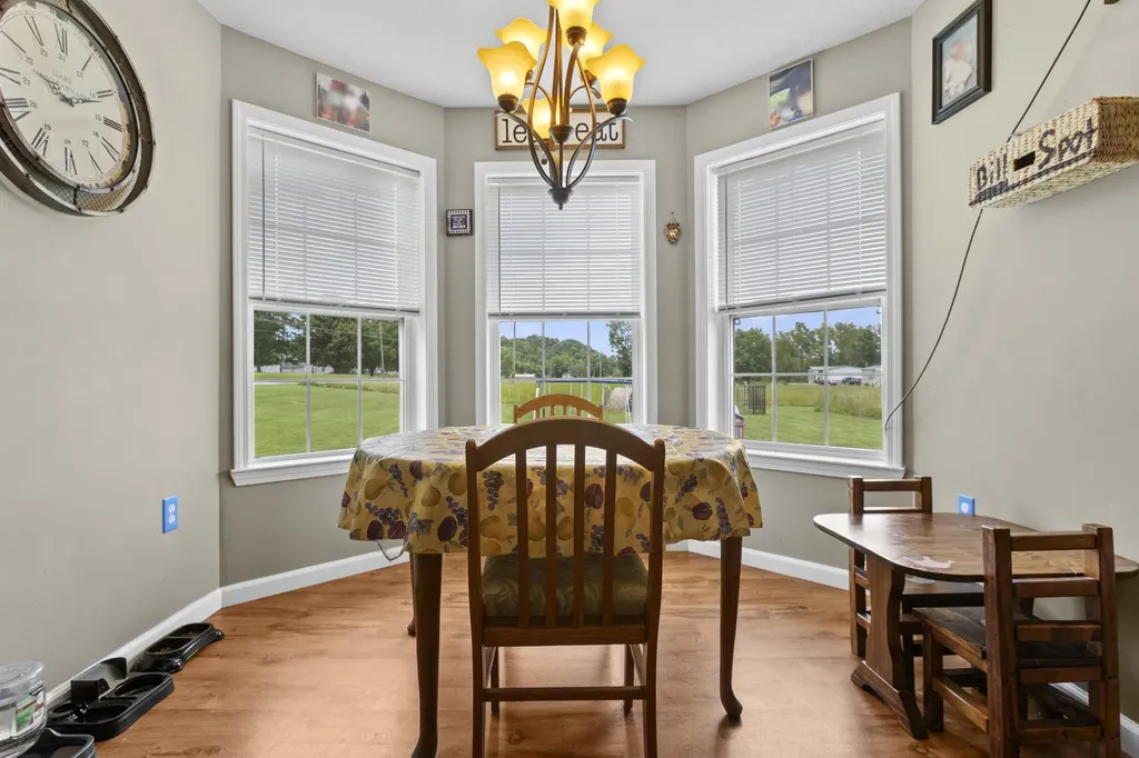 25 Winslow Clay City KY 40312