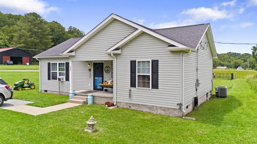 25 Winslow Clay City KY 40312