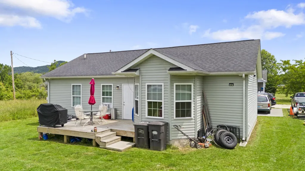 25 Winslow Clay City KY 40312