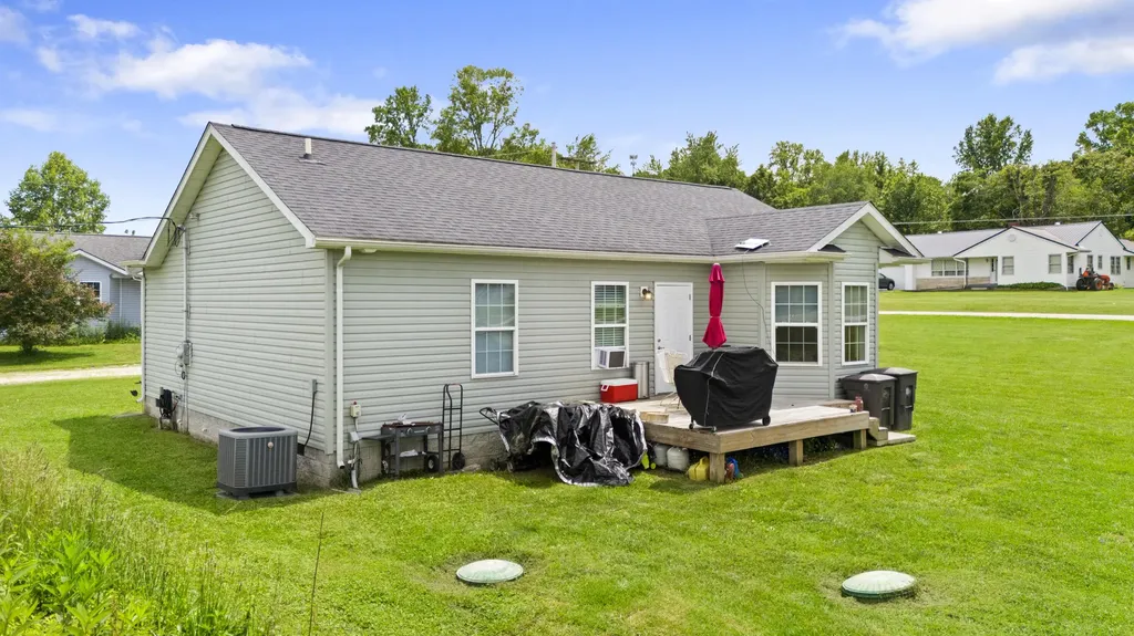 25 Winslow Clay City KY 40312