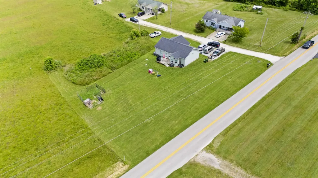 25 Winslow Clay City KY 40312