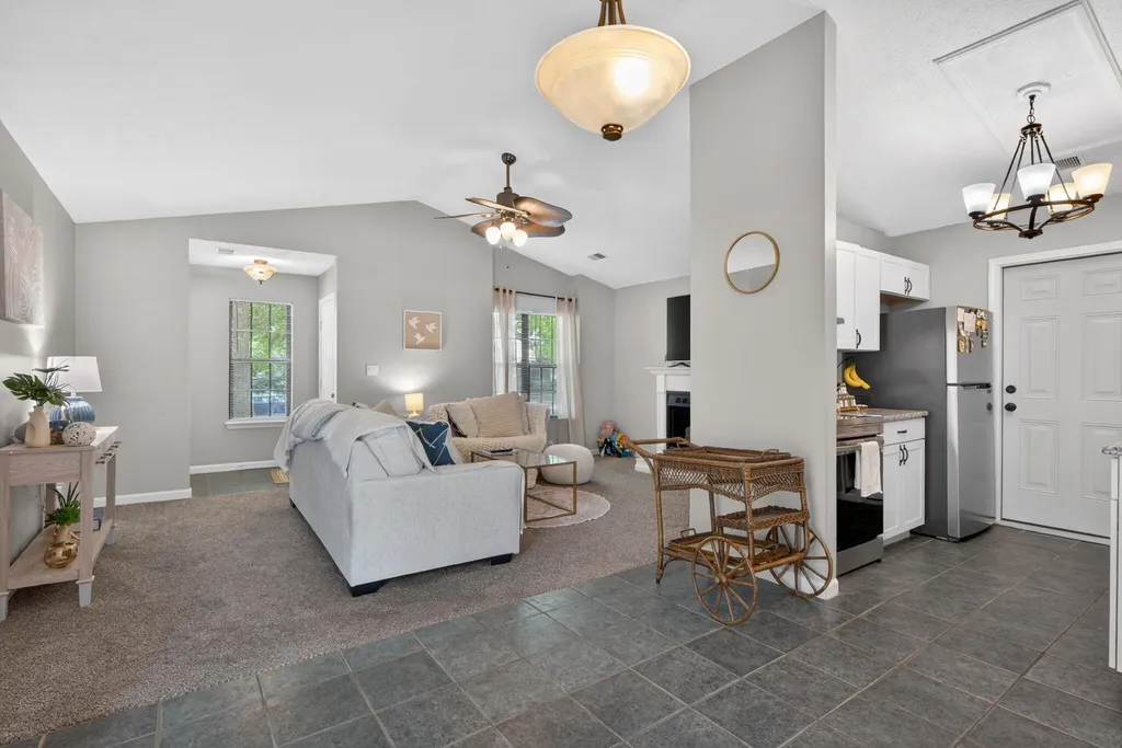 216 Pleasant Pointe Drive Lexington KY 40517
