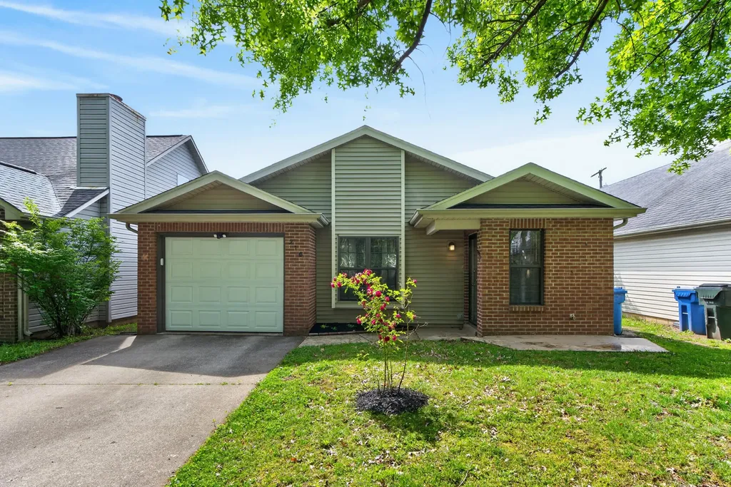 216 Pleasant Pointe Drive Lexington KY 40517