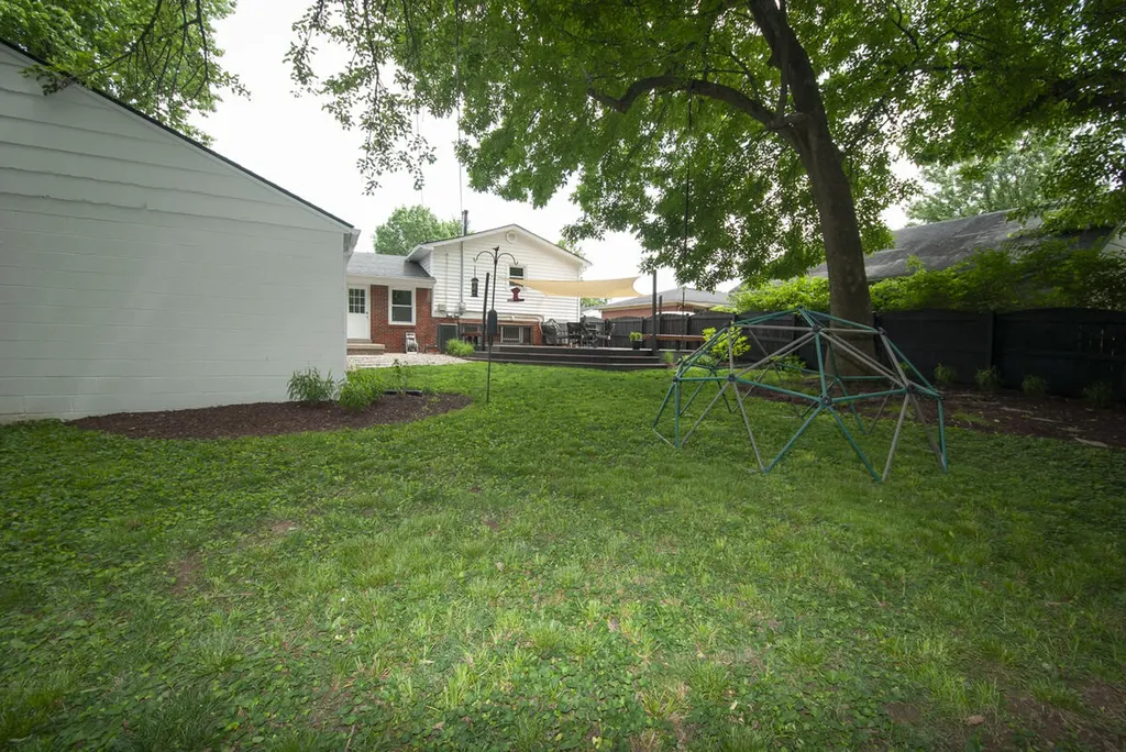 2183 Stephens Lane Lexington KY 40504