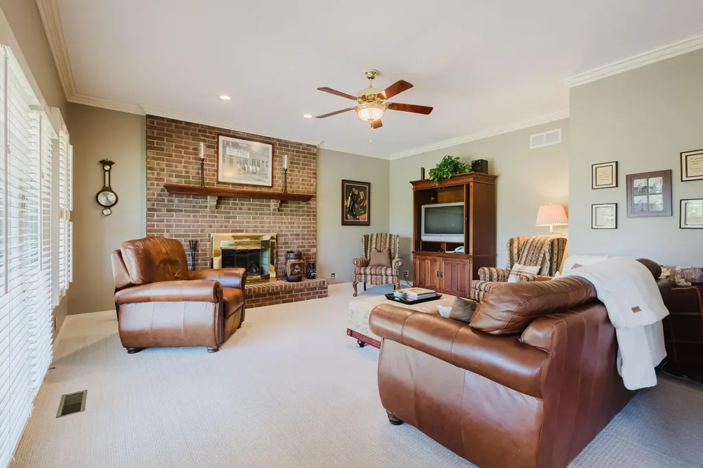 120 High Point Court Nicholasville KY 40356