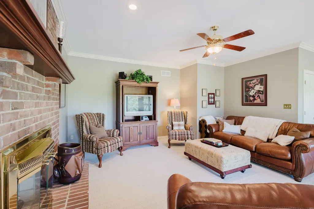 120 High Point Court Nicholasville KY 40356