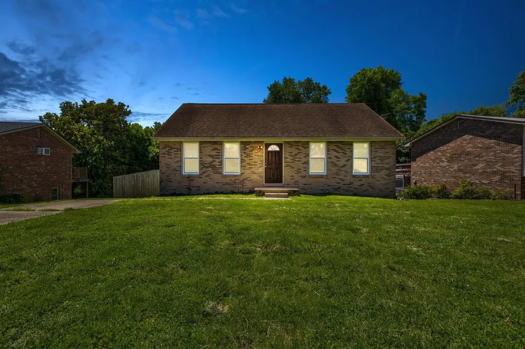 120 Tamarix Drive Mt Sterling KY 40353