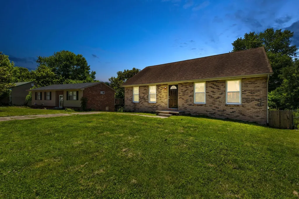 120 Tamarix Drive Mt Sterling KY 40353