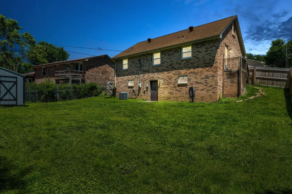 120 Tamarix Drive Mt Sterling KY 40353