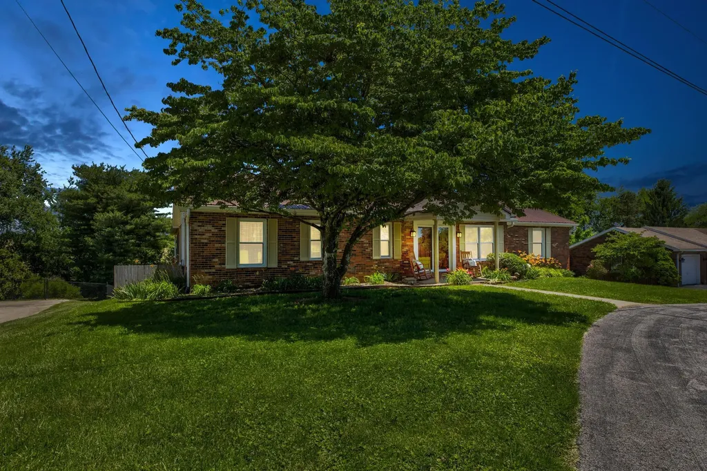 1207 Shadelawn Drive Mt Sterling KY 40353