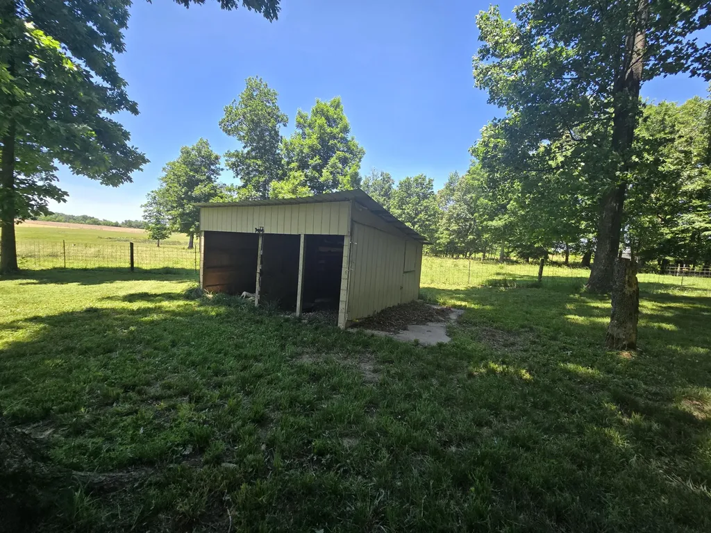 1545 Liberty Road Eubank KY 42567