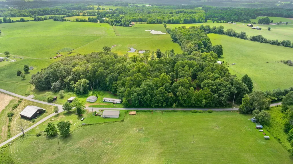 1545 Liberty Road Eubank KY 42567