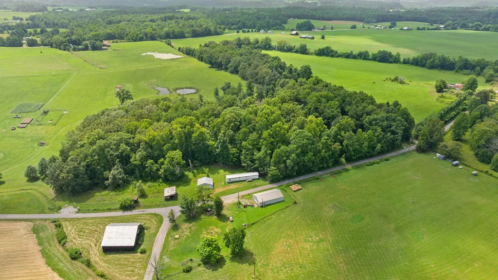 1545 Liberty Road Eubank KY 42567