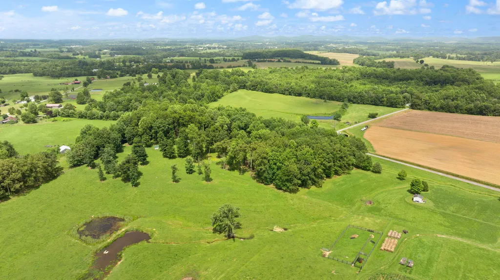 1545 Liberty Road Eubank KY 42567