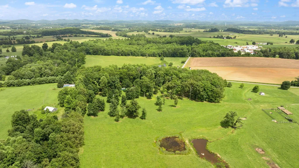 1545 Liberty Road Eubank KY 42567