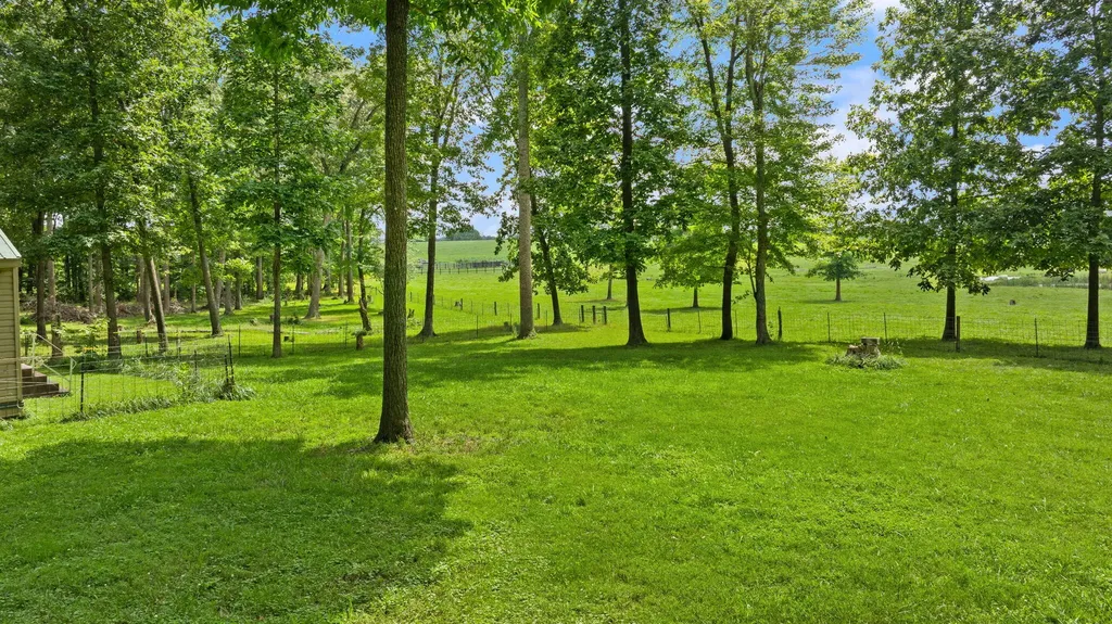 1545 Liberty Road Eubank KY 42567
