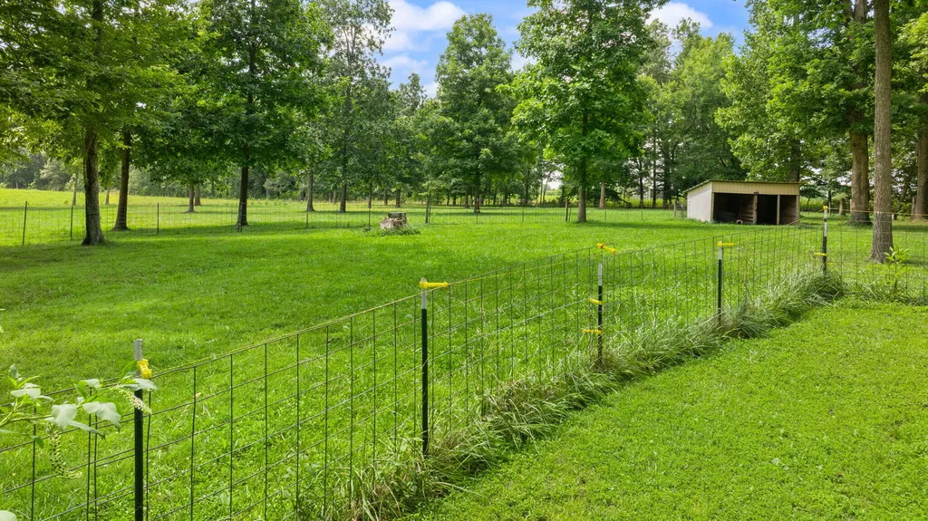 1545 Liberty Road Eubank KY 42567