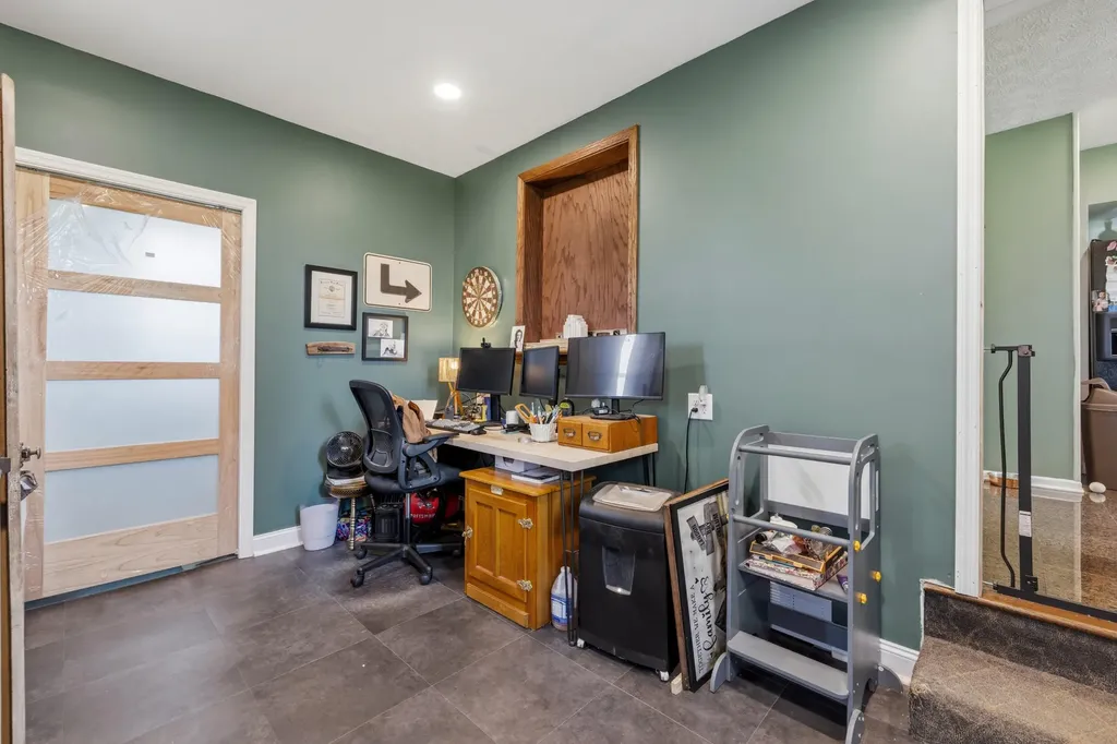 334 Pleasant Hill Drive Harrodsburg KY 40330