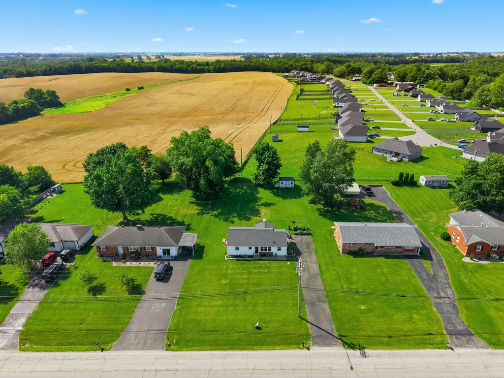 334 Pleasant Hill Drive Harrodsburg KY 40330