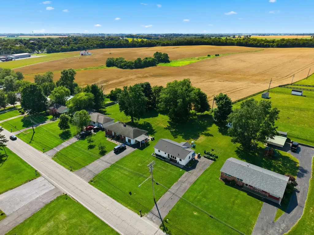334 Pleasant Hill Drive Harrodsburg KY 40330
