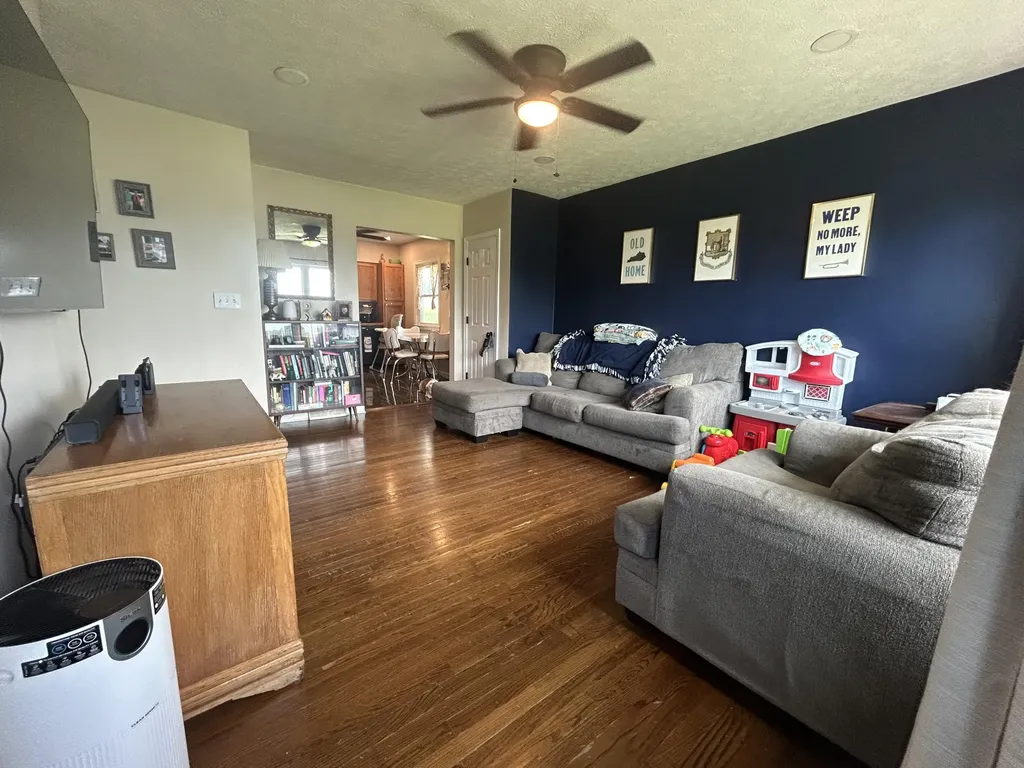 334 Pleasant Hill Drive Harrodsburg KY 40330