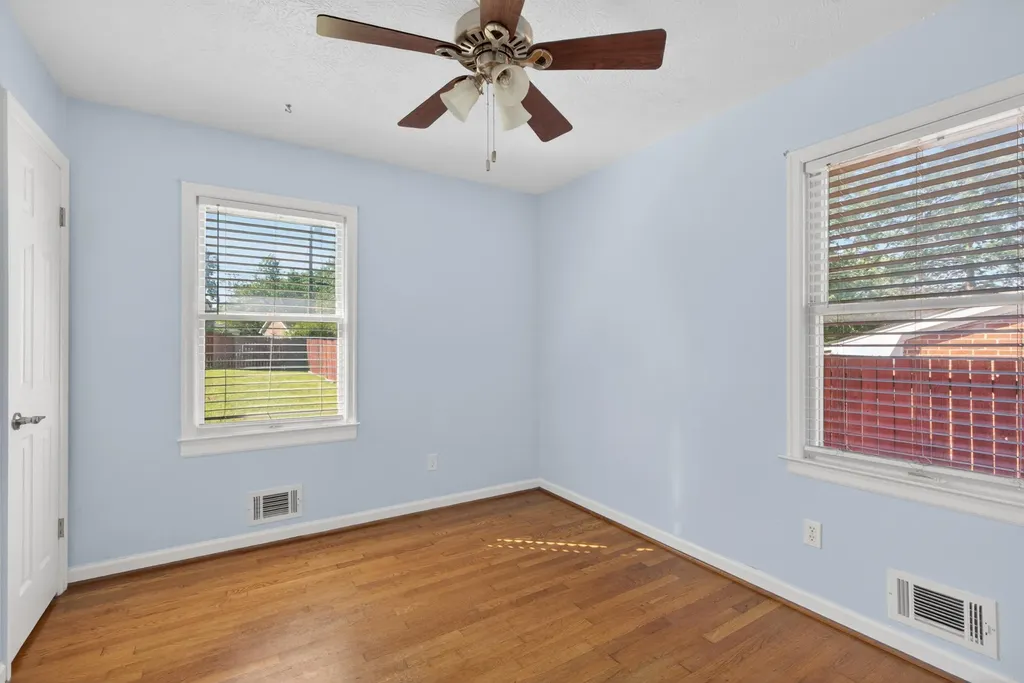 1740 Silver Lane Lexington KY 40505