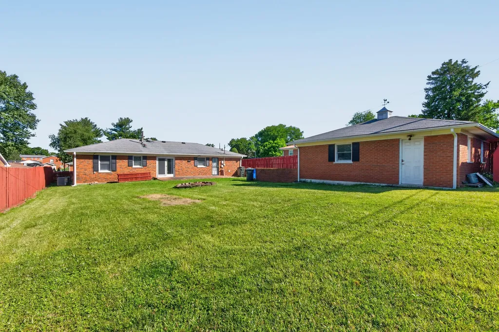 1740 Silver Lane Lexington KY 40505