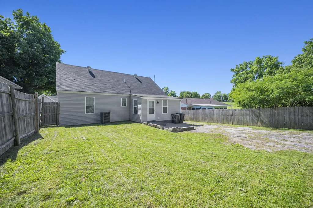 20 Jackson Street Winchester KY 40391