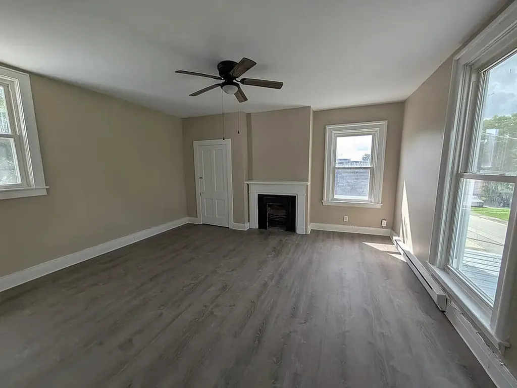 254 Mount Airy Avenue Paris KY 40361