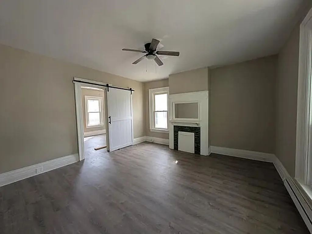254 Mount Airy Avenue Paris KY 40361