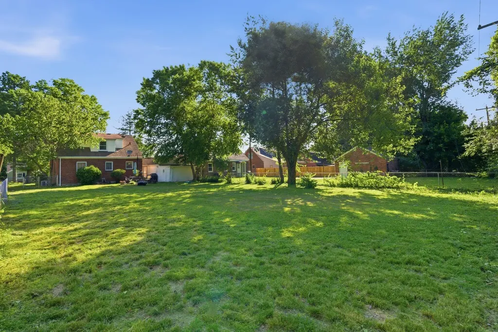 516 Rosemont Lexington KY 40503
