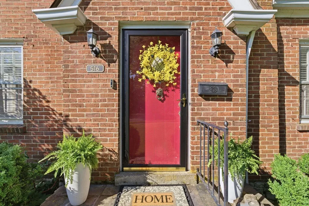 516 Rosemont Lexington KY 40503