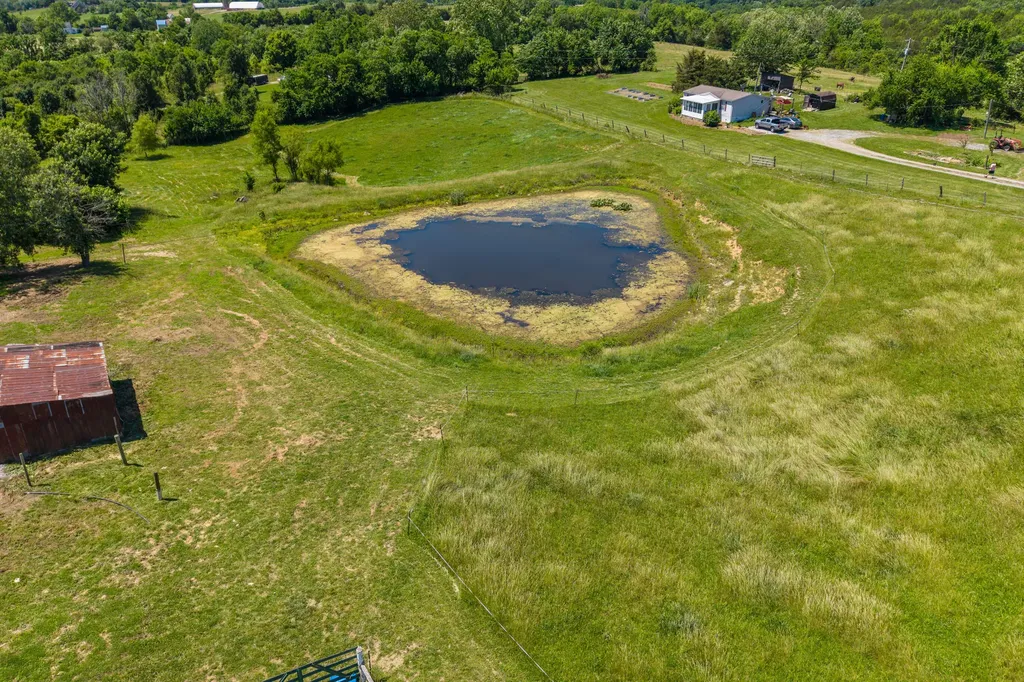 1160 Hopewell Road Harrodsburg KY 40330