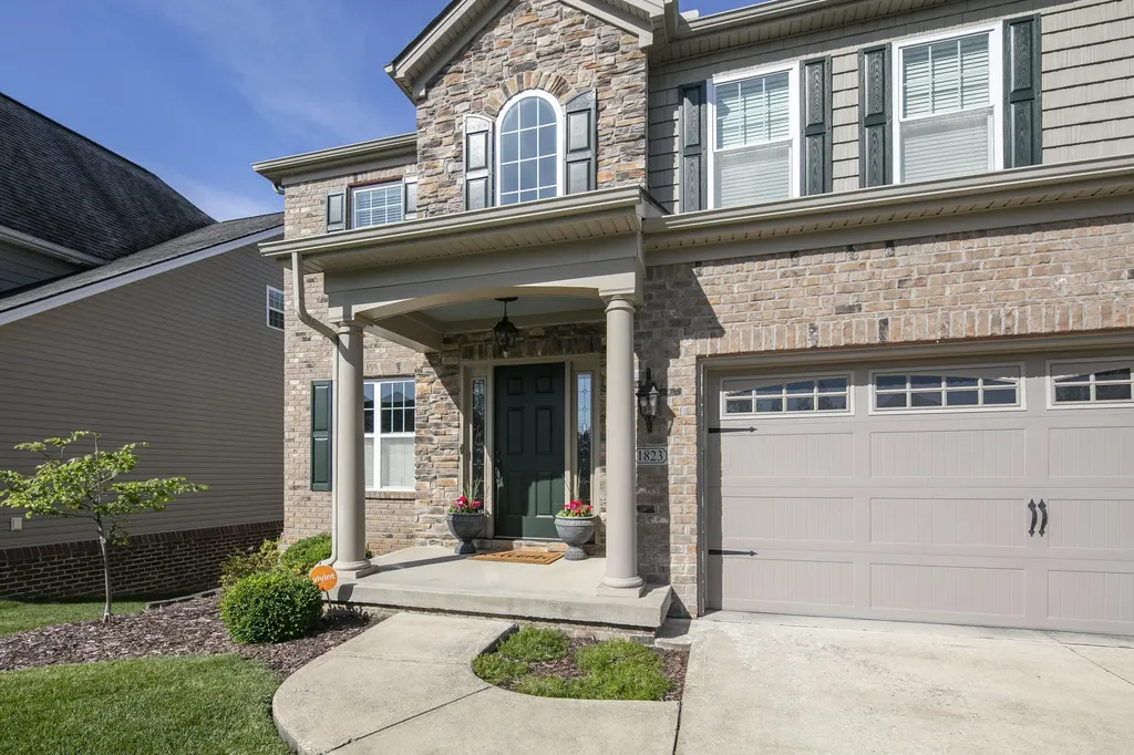 1823 Battery Street Lexington KY 40509