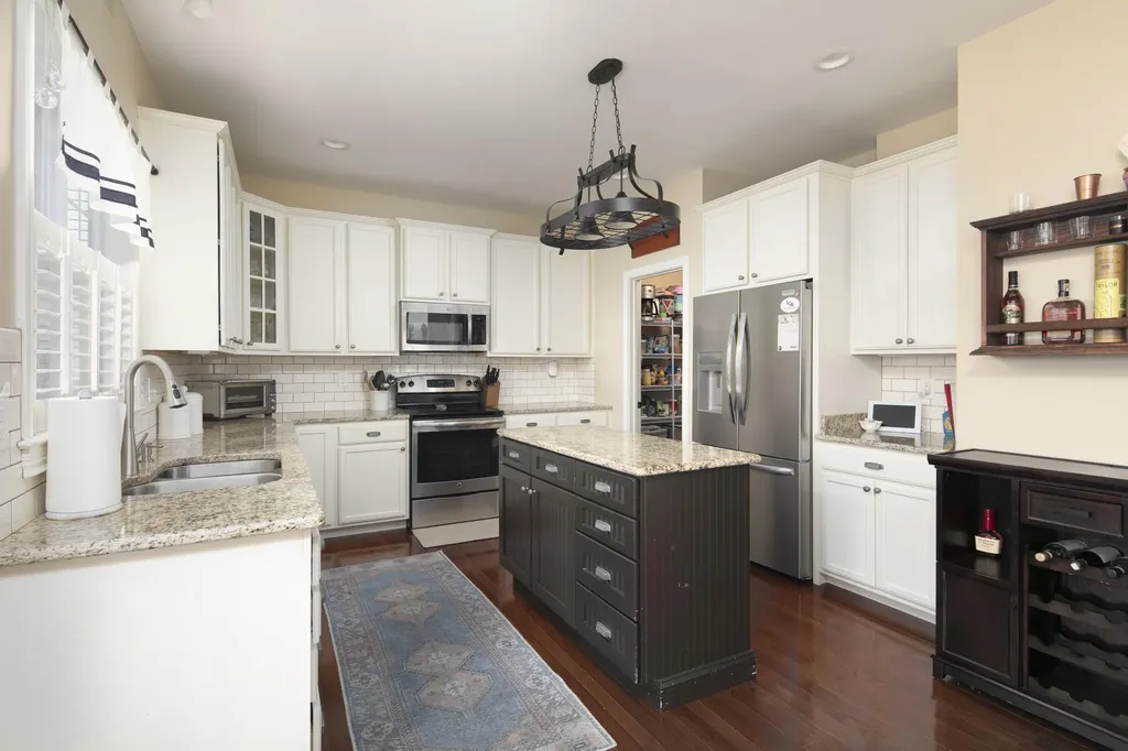 1823 Battery Street Lexington KY 40509