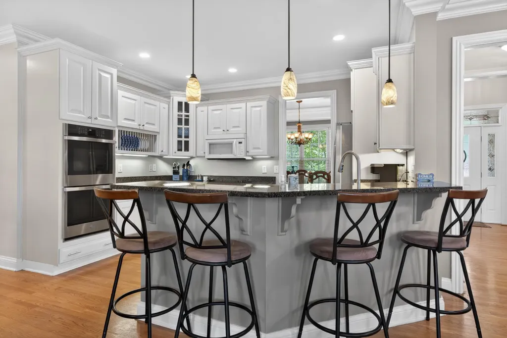 2228 Barnwell Lane Lexington KY 40513