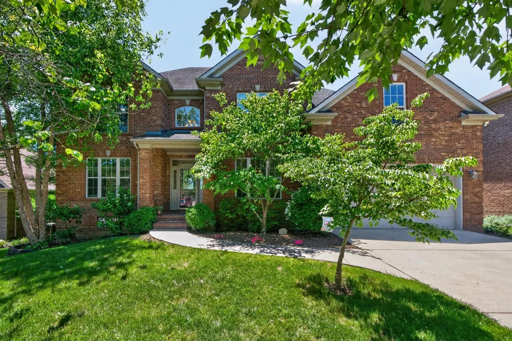2228 Barnwell Lane Lexington KY 40513