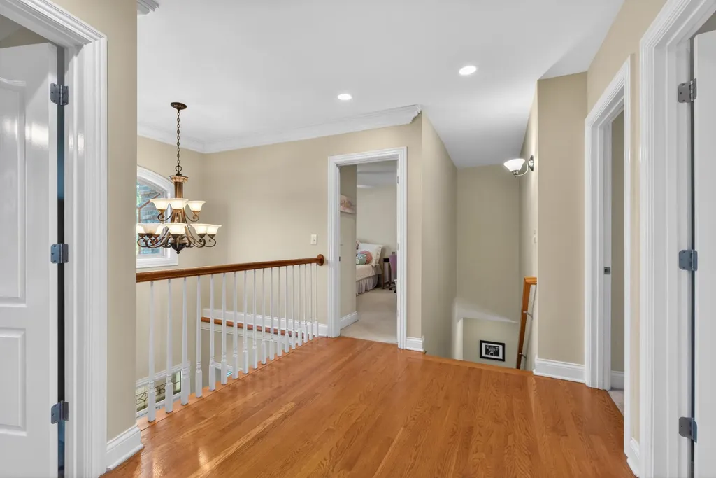 2228 Barnwell Lane Lexington KY 40513
