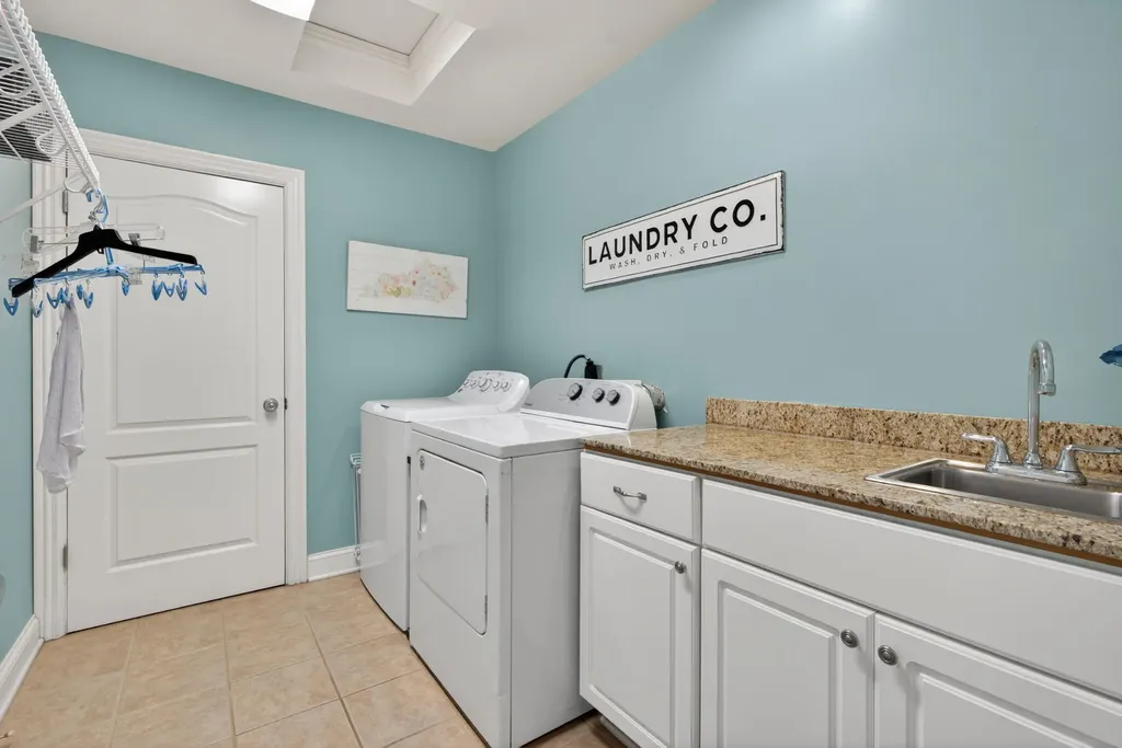 2228 Barnwell Lane Lexington KY 40513