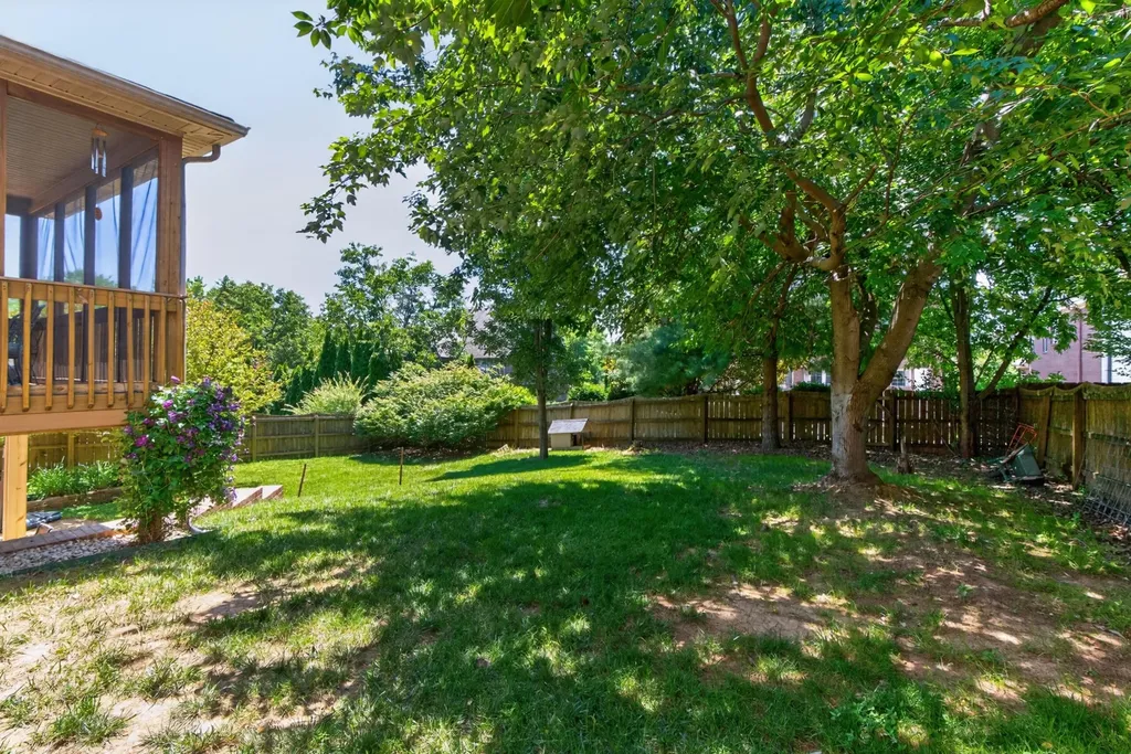 2228 Barnwell Lane Lexington KY 40513
